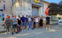 Les facteurs de Prunelli-di-Fium'Orbu, en grève, rejoints par leurs homologues de Ghisonaccia