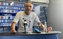 L'entraineur Régis Brouard attend une réaction de ses joueurs à  Angers.