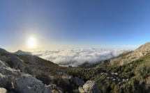 La photo du jour : au-dessus des nuages, Barrettali et le Cap Corse