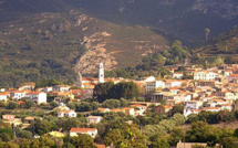Maternelle de Calenzana : 13 enseignants  en 2 ans pour la classe bilingue ! Les parents d'élèves jettent l'éponge