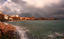 La photo du jour : arc-en-ciel au-dessus d'Ajaccio