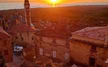 La photo du jour : lever de soleil éblouissant sur Cervioni