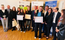 ​« Prix de l’Excellence économique » : trois jeunes lycéennes insulaires récompensées