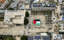 Noël : Bethléem en berne, les Ukrainiens à l'heure occidentale