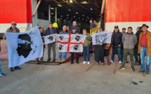 Liaisons maritimes Corse-Sardaigne : Core in Fronte bloque un ferry à Propriano