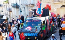 EN IMAGES - Un carnaval de Portivechju ensoleillé, chaleureux et plein d'humour