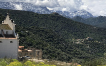 La photo du jour : La collégiale de Corbara admire Pigna et San Antonino
