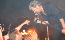 Johnny Vegas, sosie de Johnny Hallyday, a "allumé le… feu" à L'Ile-Rousse