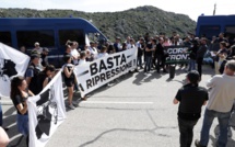 Villa de Gabriel Attal : Core in Fronte se rassemble sur la route de Coti-Chjavari