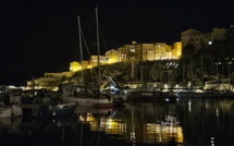 La photo du jour : le vieux-port de Bastia de nuit