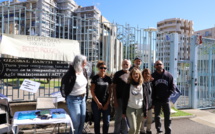 L'ONG Global Earth Keeper tenait une conférence de presse ce vendredi matin devant la préfecture de Bastia ce vendredi matin afin d'interpeller les pouvoirs publics sur la pollution récurrente engendrée par l'échouage de biomédias sur le littoral corse.