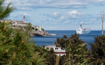 La photo du jour : Bastia, un batellu si ne và