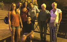 Muriel Robin, Pierre Palmade et la famille Bedos sur les quais de Calvi