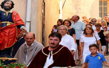 Foule à la citadelle de Calvi pour  "A Festa di Vignaghjoli di Balagna"