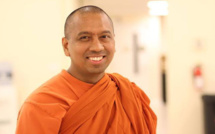 Santa Maria di Lota : Le docteur Bhante Saranapala au couvent de Saint Hyacinthe le 14 Août