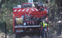 Dans le Réginu un véhicule 4X4 s'enflamme et met le feu au maquis