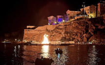 À Bastia, le feu de la Saint-Jean a une nouvelle fois illuminé la nuit