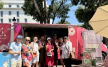Le "Rosé truck " : le véhicule itinérant qui fait déguster la Corse