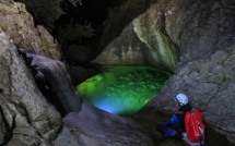 Ambiance surnaturelle dans les canyons corses la nuit !