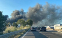 Un hangar de 1 000 m2 en feu sur la route d'Ortale de Biguglia