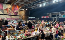 Le marché des jeunes : une tradition qui fédère la jeunesse ajaccienne