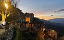 La photo du jour : Olmo au soleil couchant