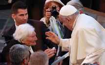 EN DIRECT : vivez la visite historique du Pape François en Corse