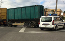 Un camion bloque le centre-ville de Calvi !