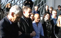 Attentats de Paris : Recueillement devant la mairie de Bastia 