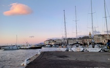 La photo du jour : première pleine lune de 2025 à San Fiurenzu