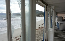 Des dégâts sur la plage de L'Ile-Rousse