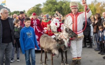 L'Ile-Rousse en liesse pour accueillir le père Noël venu tout spécialement de Finlande