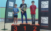 L'Ile-Roussien Antonin Romieu sacré champion de France de squash U11 à Niort !