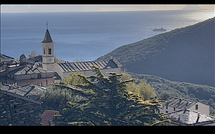 La vidéo du jour : un batellu chi passa