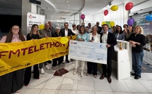 Engagés pour le Téléthon, les agents EDF-Engie Corse remettent leur don à Bastia