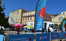 J’ai testé pour vous le don du sang à Ajaccio, place Campinchi
