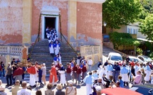 Nonza fête la Santa Ghjulia et installe A cunfraternita Santa Ghjulia di Corsica