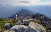 A màghjina :  U Tretorre vistu da u Monte Cervellu