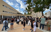 ​À Ajaccio, les élèves sont rentrés dans les classes, le téléphone portable restera lui sur pause