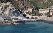 À Ghjottani, Terre d’Antan clôture sa saison entre mer, musique et lune rouge