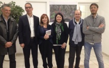 La chanteuse génoise Roberta Alloisio, reçue à la mairie de Bastia