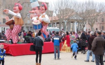 Corso carnavalesque réussi à Lisula Rossa