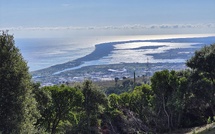 A màghjina - U sussuru di Chjurlinu sott’à u sole d’ottobre