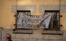 Assassinat d'Yvan Colonna : Après le classement sans suite de l'enquête visant l'administration pénitentiaire, plusieurs lycées corses bloqués