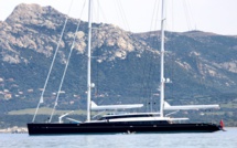 Escale calvaise pour le "S.Y Aquijo", luxueux yacht de 86 mètres