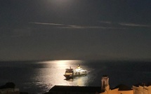 A màghjina - A luna splende sopra Bastia
