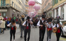 Carnaval de Bastia : Jour de folie sur le boulevard Paoli
