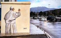 Ajaccio - Un hommage discret au pape François signé Adrien Martinetti, à Baleone