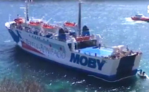 Le bateau de la Moby qui assure la liaison Sardaigne-Bonifacio s'échoue sur les rochers de Santa Teresa di Gallura