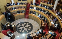 Assemblée de Corse : Un budget tendu sur fond de crise nationale et sous les feux de l’opposition